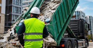 Вывоз строительного мусора в Истре: услуги лицензированной компании — ПроМусор